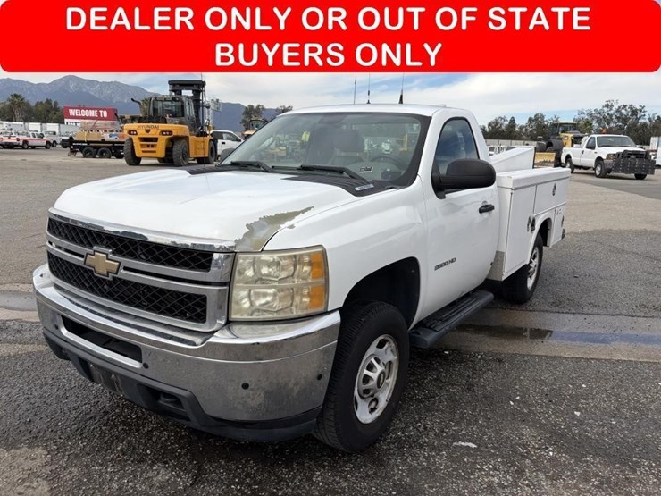 2011-chevrolet-2500-image-1