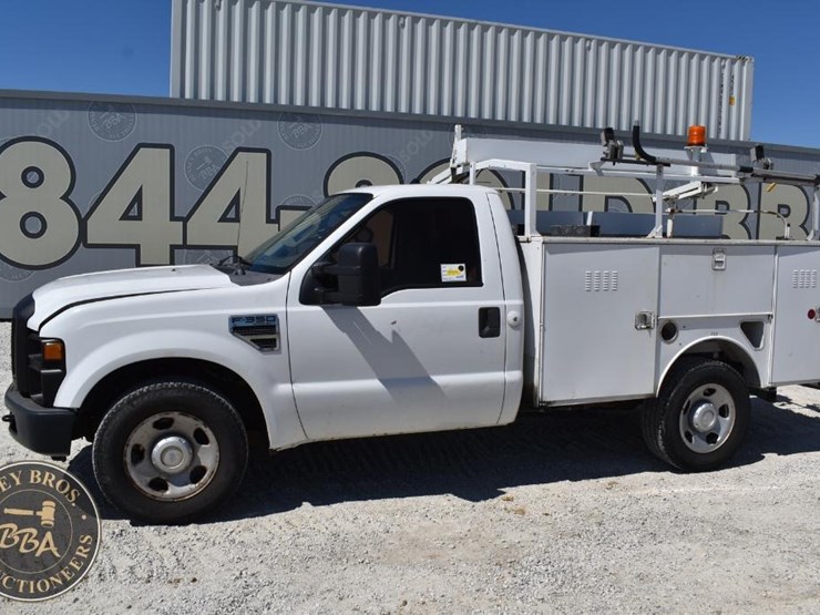 2008-ford-f350-image-4