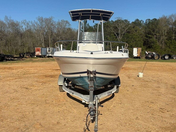 2001-cobia-center-console-saltwater-boat-image-5