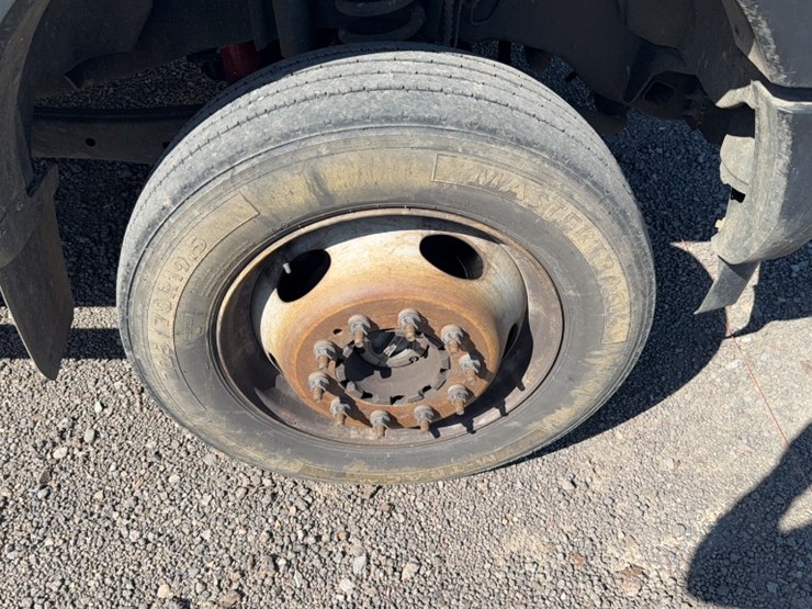 2018-ford-f550-image-5