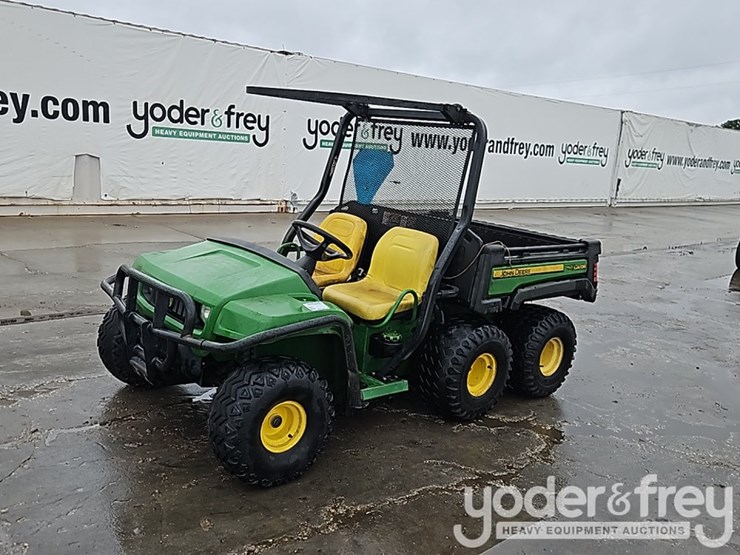 2013-john-deere-gator-image-1