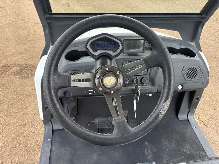 2023-bintelli-electric-golf-cart-w/-on-board-charger-image-10