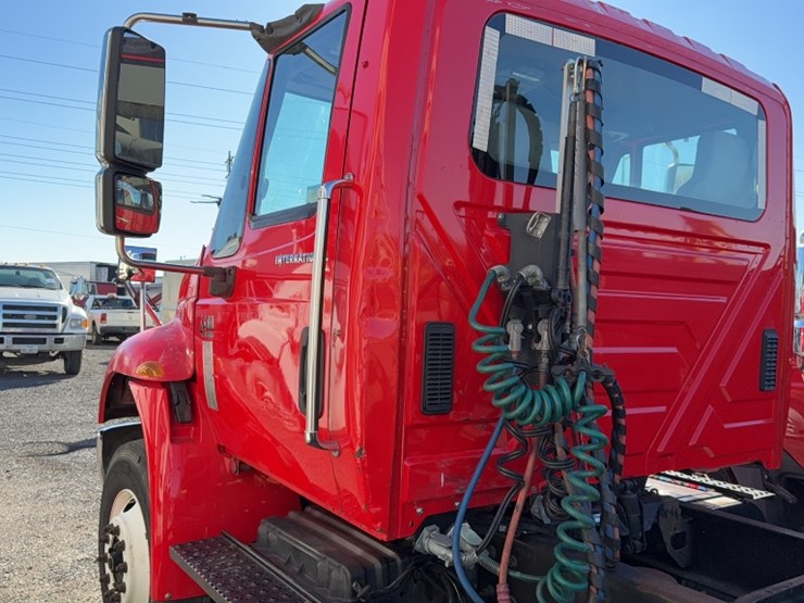 2007-international-4400-image-11