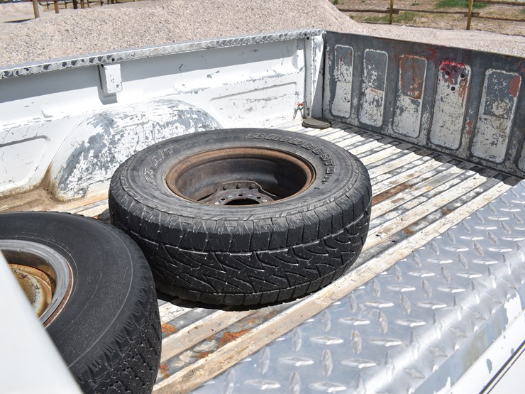 1993-chevrolet-silverado-3500-image-37