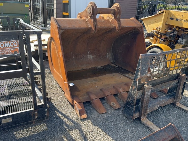 caterpillar-336-image-1