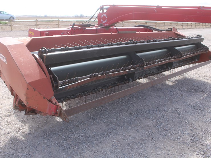 hesston-1170-image-43