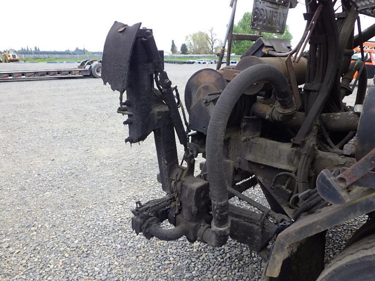 1995-ford-f800-image-11