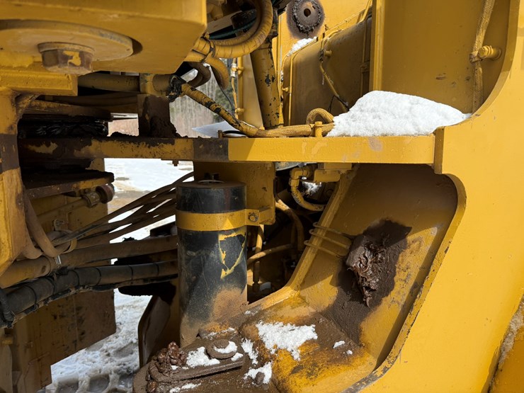 caterpillar-980g-image-41