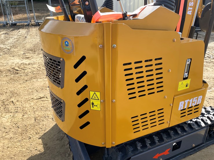 #1037-•-new-ats-rt15r-mini-excavator-image-20