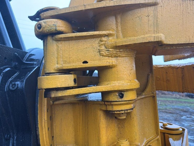 2010-tigercat-lx822c-image-19