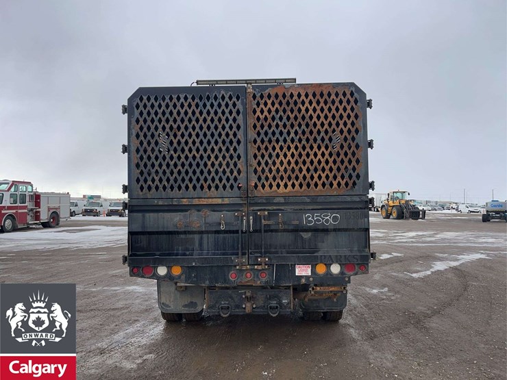 2015-ford-f550-image-4