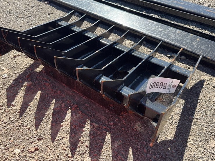 #1010-•-30"-dingo-root-rake-image-4