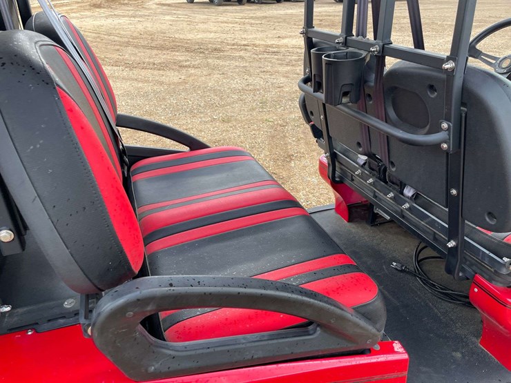 2023-bintelli-48-volt-electric-6-seater-golf-cart-w/-on-board-charger-(46-miles-showing)-image-16