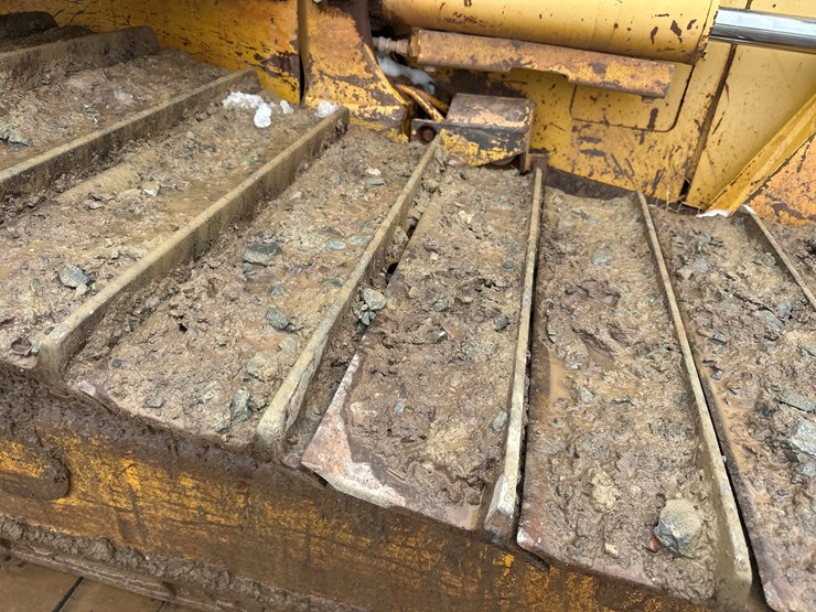 komatsu-d41p-6-image-58