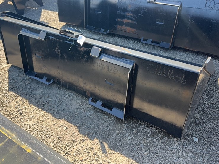 #1040-•-78"-skid-steer-smooth-bucket-image-2