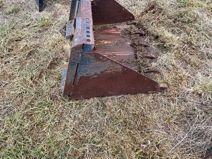 #4023-•-mini-bobcat-bucket-image-3