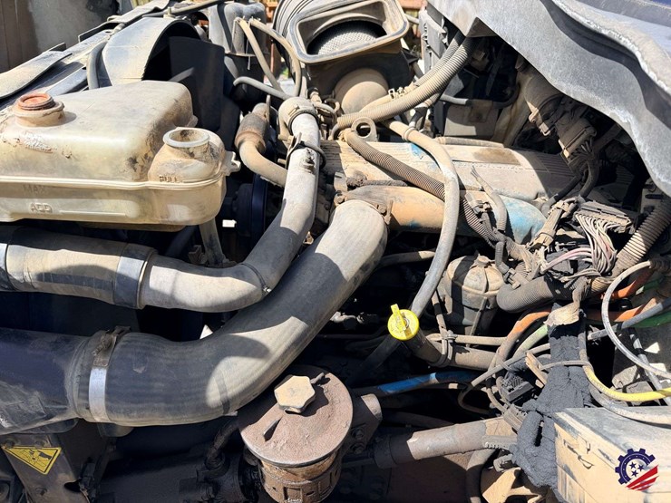 2007-international-7400-image-23