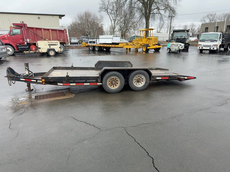 2005-cam-superline-18'-t/a-tilt-deck-trailer-image-2