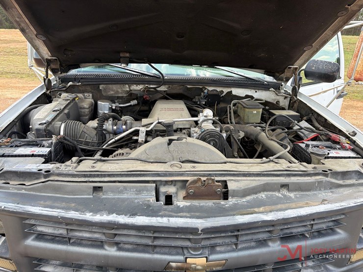 1997-chevrolet-3500-image-19