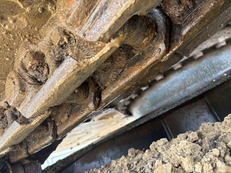 2001-komatsu-pc200-lc-image-89