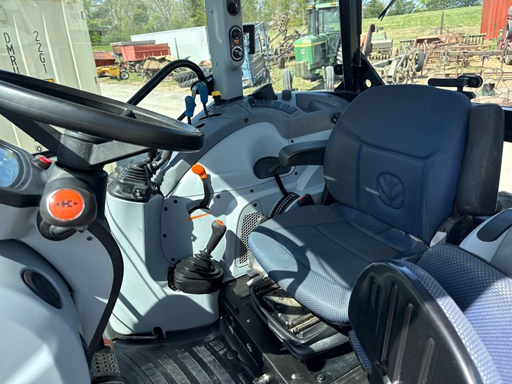 new-holland-t4.100-image-2