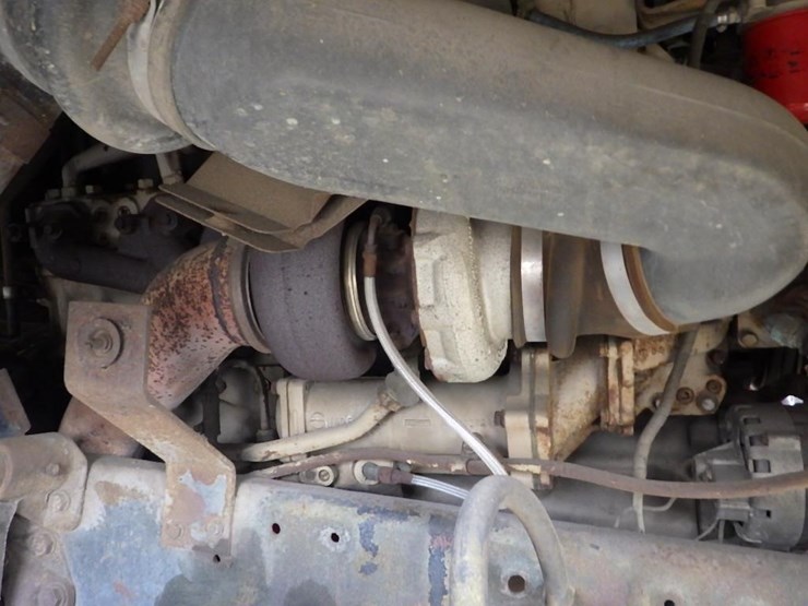 1984-ford-9000-image-39