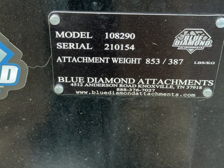 #2018-•-blue-diamond-84"-skid-steer-smooth-bucket-image-4