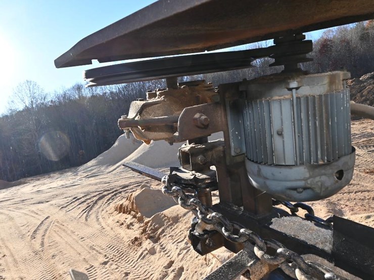 #188-•-barn-sweep-image-10