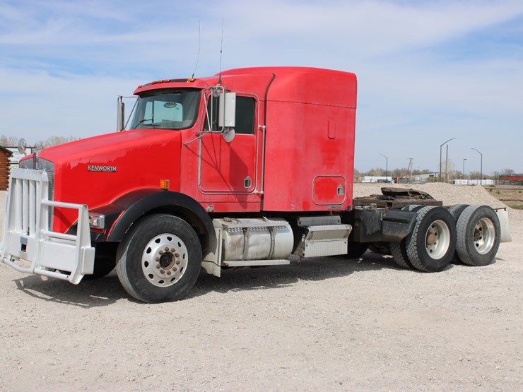 2004-kenworth-t800-image-14