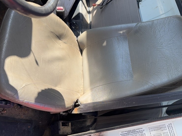 1998-international-4900-image-16