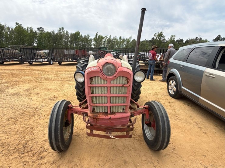 1964-ford-801-image-8