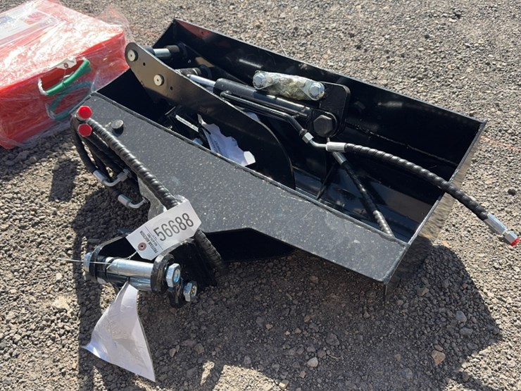 #1074-•-mini-excavator-attachment-package-image-4