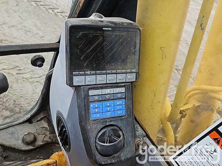 2007-komatsu-pc220-lc-8-image-46