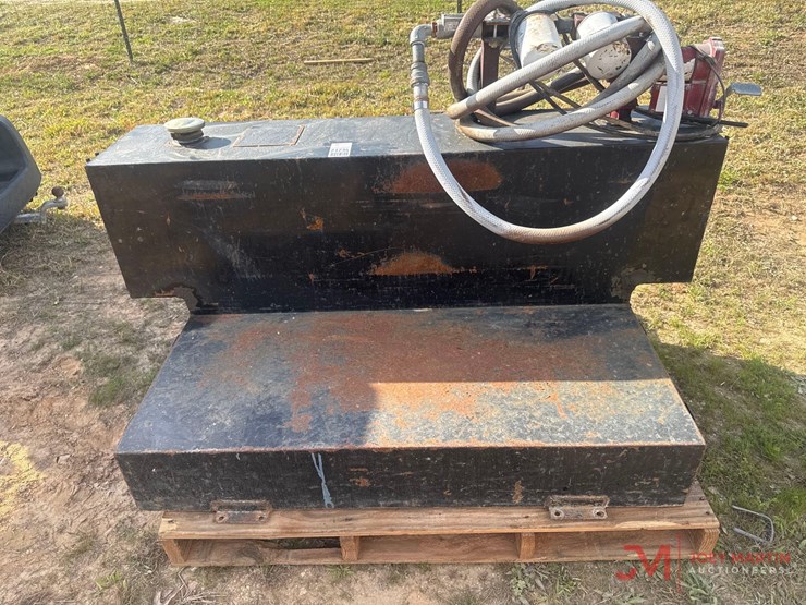 aux-fuel-tank-image-2