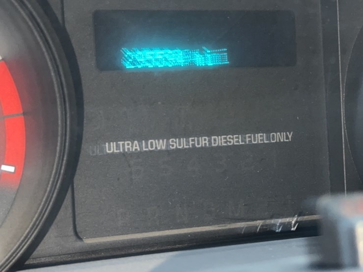 2011-ford-f350-image-22