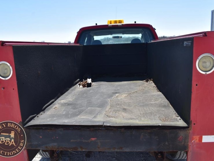 2003-ford-f250-xl-image-19