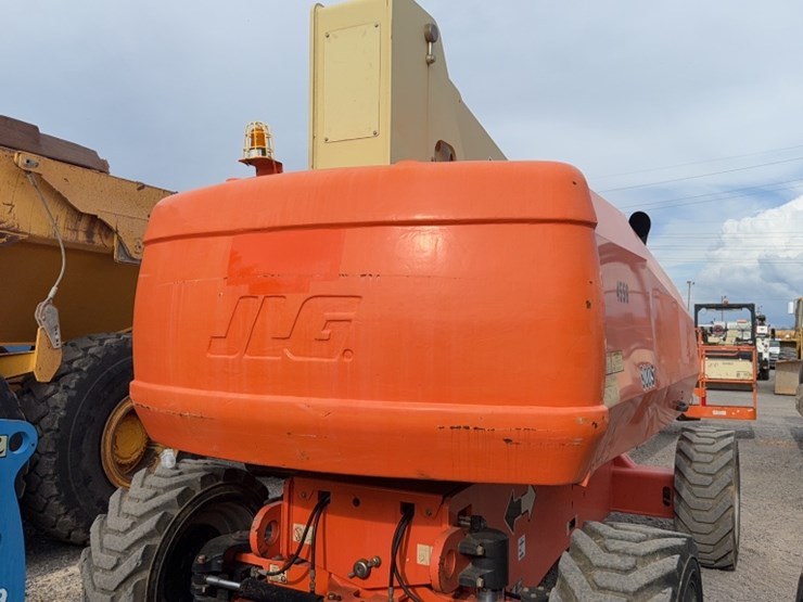 2014-jlg-800s-image-12