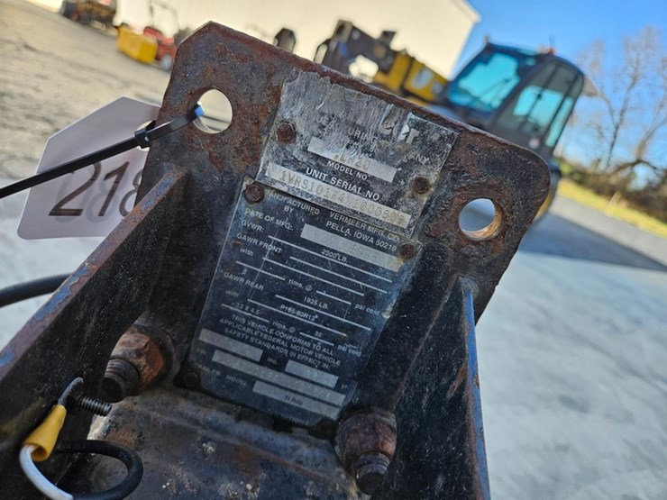 2007-vermeer-v2050-image-44