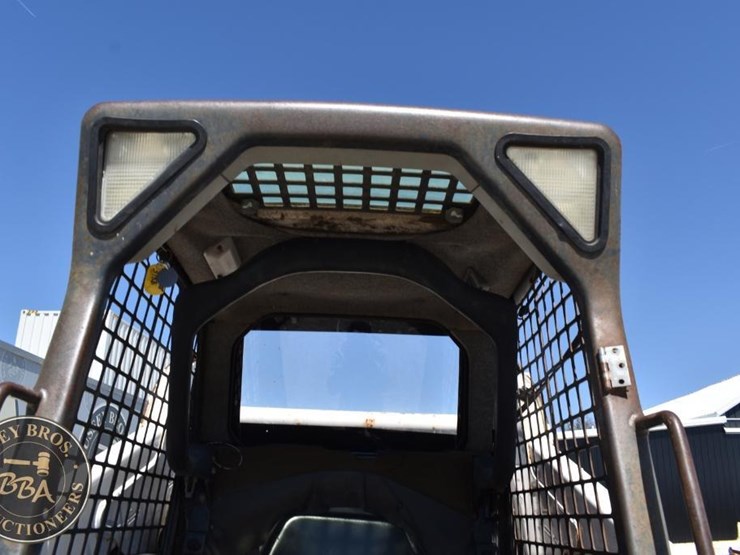 2008-bobcat-s185-image-26