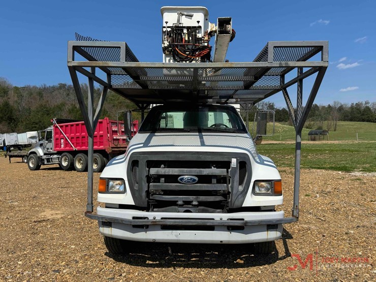 2003-ford-f750-xl-image-8