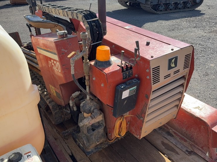 ditch-witch-jt520-image-10