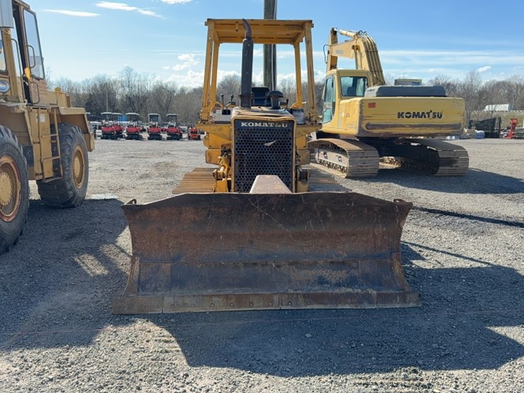 komatsu-d37e-2-image-2