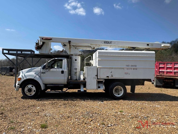 2003-ford-f750-xl-image-6