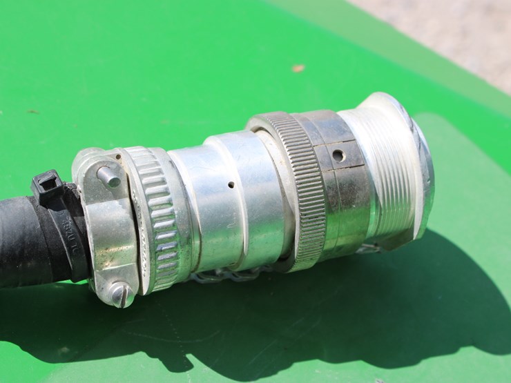 2022-john-deere-560r-image-14