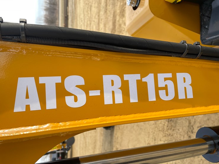 #1038-•-new-ats-rt15r-mini-excavator-image-9