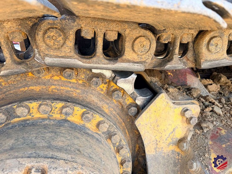 2018-komatsu-d51exi-24-image-10