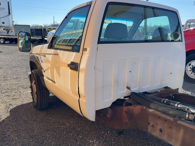 1998-chevrolet-3500-image-11