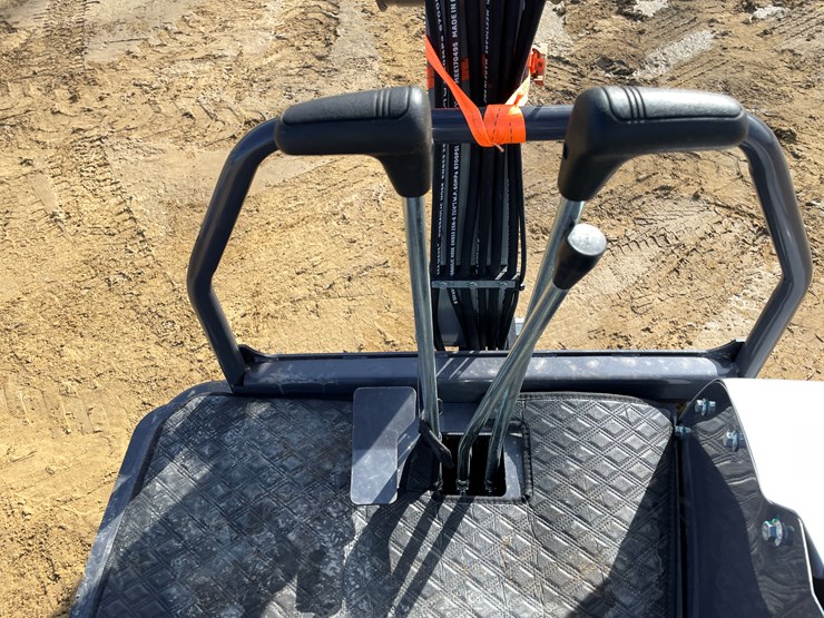 #1034-•-new-ats-me18-mini-excavator-image-15