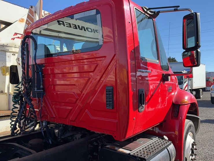 2007-international-4400-image-5