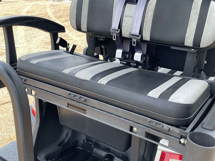 2023-bintelli-electric-6-seater-golf-cart-w/-on-board-charger-(38-miles-showing)-image-14